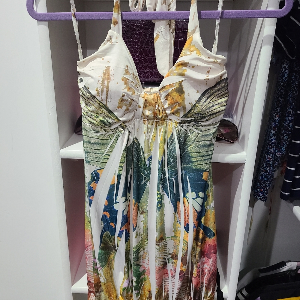 Nice dress 👗